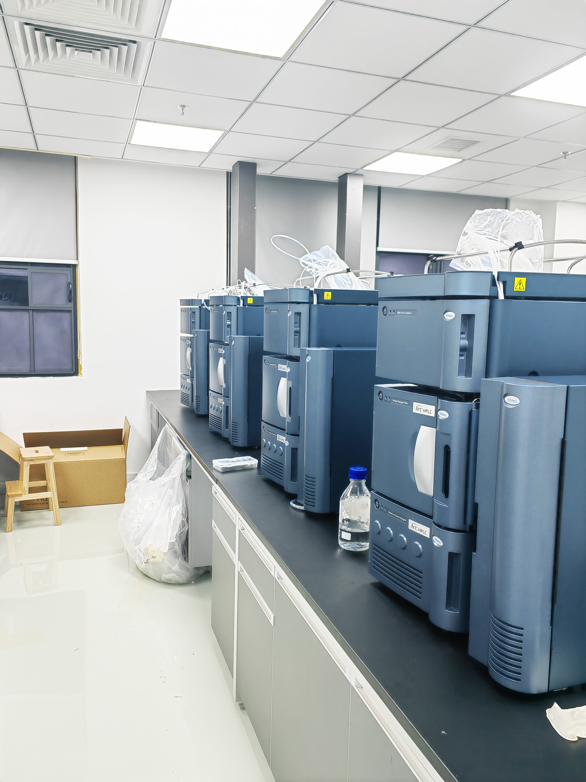 实力护航药企质量！我司圆满完成某知名上市药厂五台Waters液相色谱仪安装验证工程